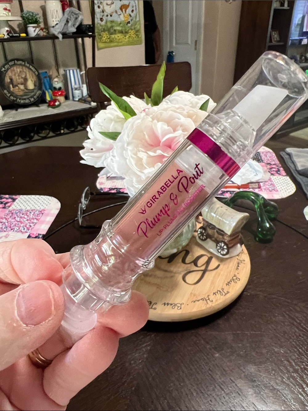 Abella Girabella Plump & Pout Lip Plumping Booster in Pink